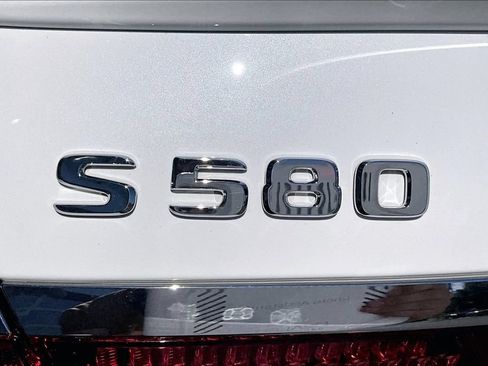 Certified 2024 Mercedes-Benz S 580 4MATIC Sedan image 33