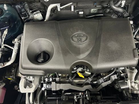 Certified 2025 Toyota RAV4 XLE w/ Convenience Package AWD/4WD image 10
