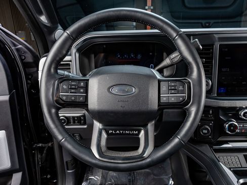 Used 2025 Ford F450 Platinum w/ FX4 Off-Road Package image 19