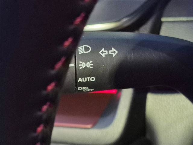 Used 2026 Toyota Prius Plug-In Hybrid FWD image 8