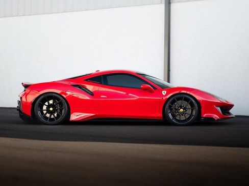 Used 2019 Ferrari 488 Pista Coupe image 5