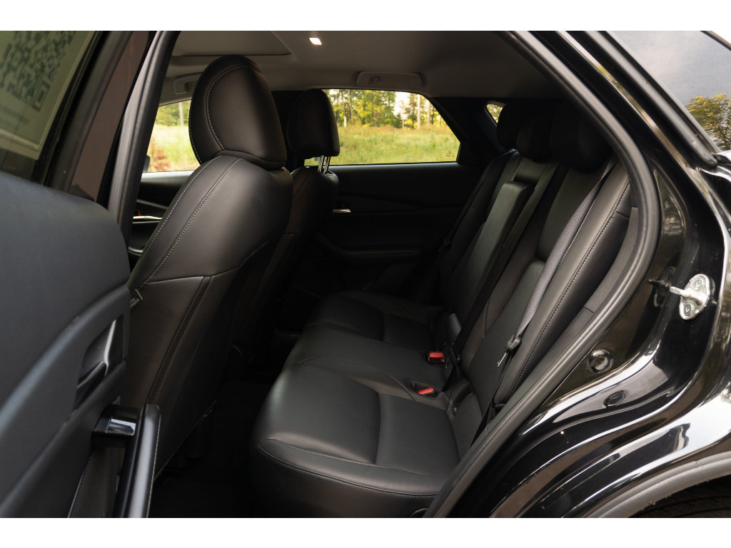 Used 2025 MAZDA CX-30 AWD 2.5 S w/ Preferred Package image 15