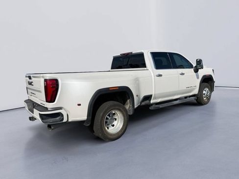 Used 2024 GMC Sierra 3500 Denali w/ Denali Reserve Package AWD/4WD image 3