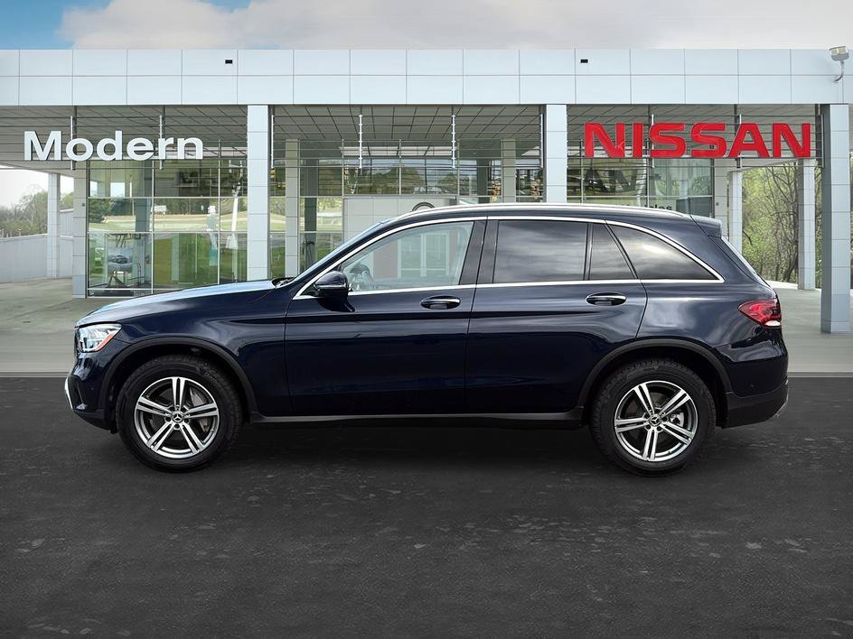 Used 2022 Mercedes-Benz GLC 300 image 2