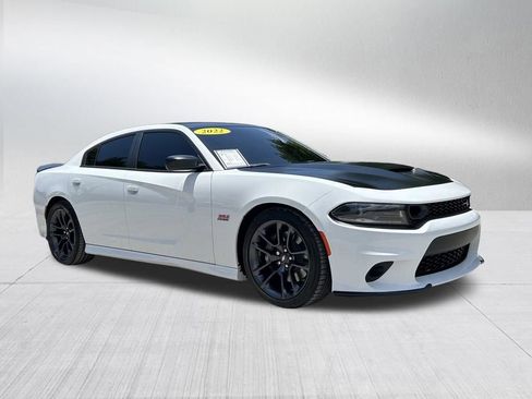 Certified 2022 Dodge Charger Scat Pack w/ Plus Group RWD image 3