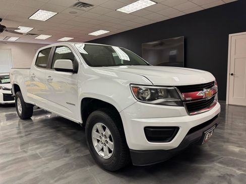 Used 2017 Chevrolet Colorado W/T w/ WT Convenience Package RWD image 2