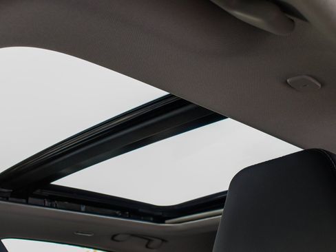 Used 2025 Nissan Murano SL w/ Cargo Package image 32