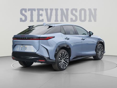 Used 2023 Lexus RZ 450e Premium w/ Cold Area Package AWD/4WD image 5