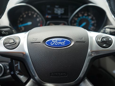 Used 2016 Ford Escape Titanium AWD/4WD image 26