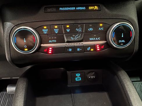 Used 2023 Ford Escape Active AWD/4WD image 11