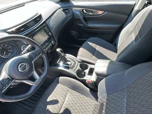 Certified 2018 Nissan Rogue SV w/ Premium Package AWD/4WD image 22