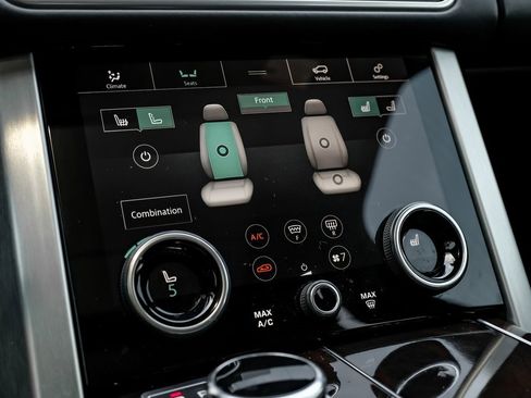 Used 2019 Land Rover Range Rover Supercharged image 36