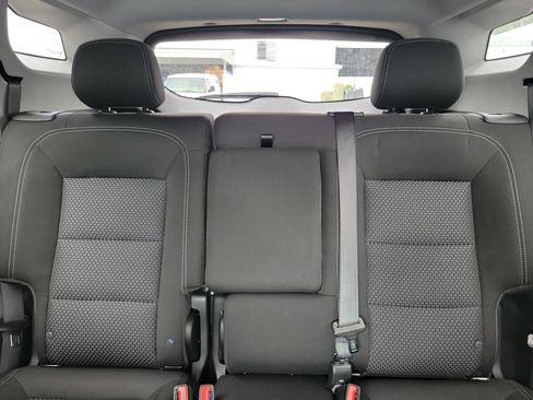 Used 2024 GMC Terrain SLE FWD image 14