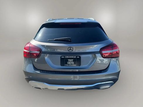 Used 2018 Mercedes-Benz GLA 250 w/ Premium Package image 9