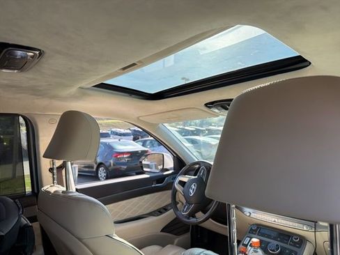 Used 2021 Hyundai Palisade Calligraphy image 22