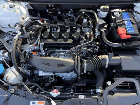 Certified 2023 Honda Accord EX image 28
