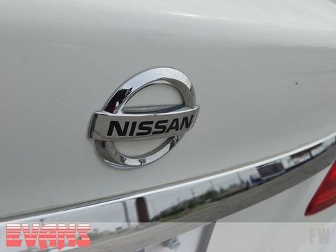 Used 2017 Nissan Sentra S FWD image 3