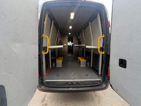 Used 2019 Mercedes-Benz Sprinter 170 image 5