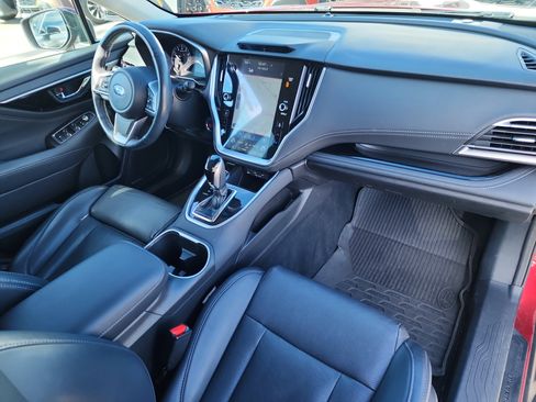 Used 2022 Subaru Outback Limited image 17