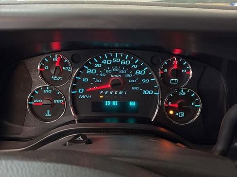 Used 2025 Chevrolet Express 2500 Extended w/ Communications Package image 29