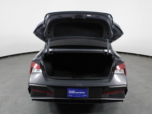 Certified 2024 Hyundai Elantra SEL FWD image 17