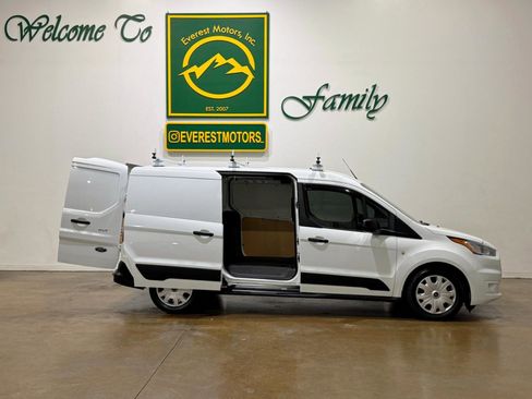 Used 2020 Ford Transit Connect XLT image 36