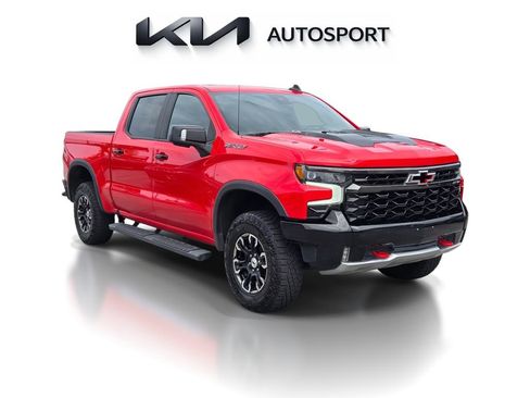 Used 2022 Chevrolet Silverado 1500 ZR2 w/ Technology Package AWD/4WD image 3