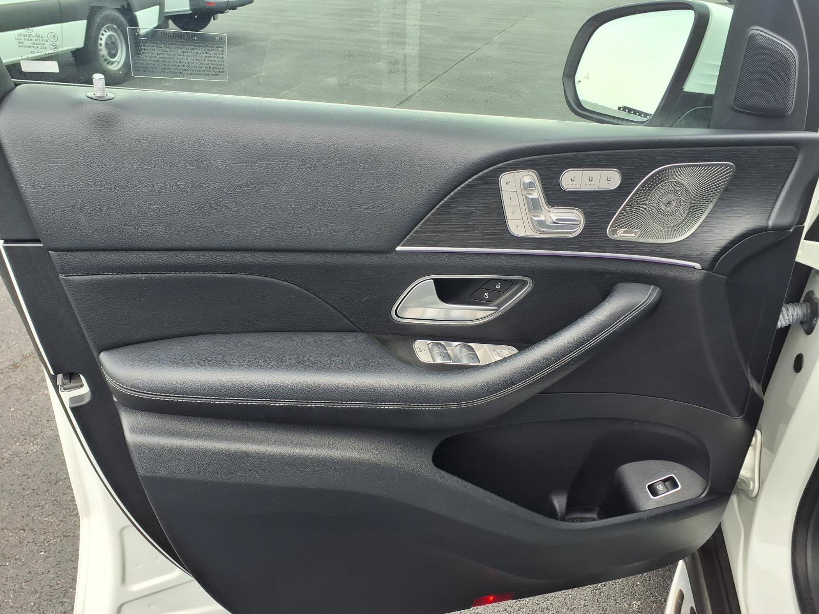 Used 2023 Mercedes-Benz GLS 450 4MATIC image 21