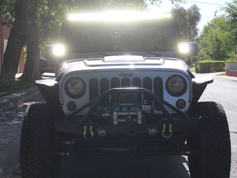 Used 2013 Jeep Wrangler Unlimited Rubicon AWD/4WD image 41