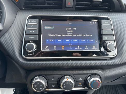 Used 2024 Nissan Kicks S image 13