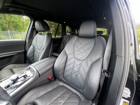 New 2026 BMW X5 xDrive50e w/ Executive Package image 11