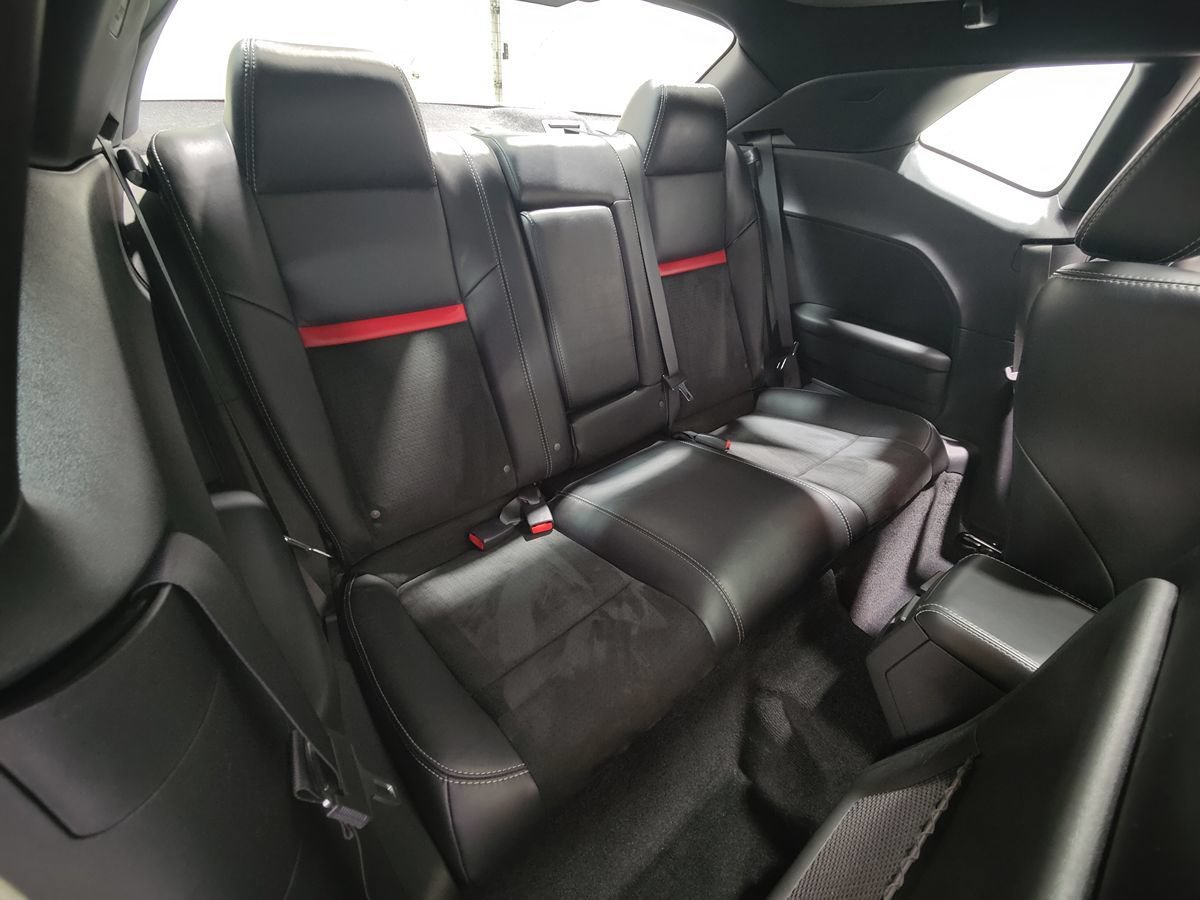 Used 2009 Dodge Challenger SRT8 w/ SRT Option Group II RWD image 18