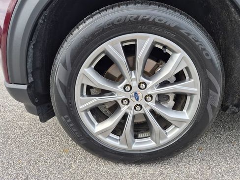 Used 2022 Ford Explorer XLT w/ Equipment Group 202A RWD image 20