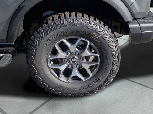 New 2025 Ford Bronco Badlands image 17