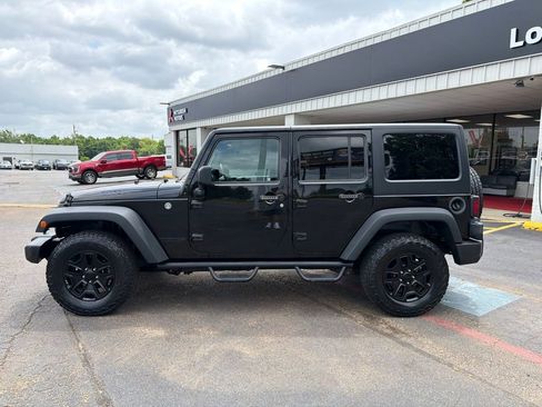 Used 2018 Jeep Wrangler Unlimited Sport AWD/4WD image 9