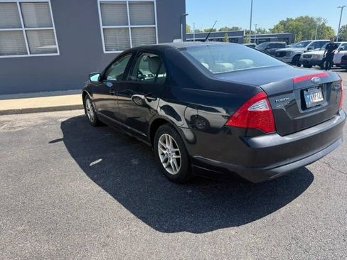 Used 2010 Ford Fusion S FWD image 20