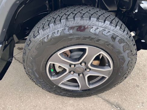 Used 2018 Jeep Wrangler Unlimited Sport S image 30