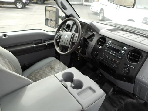 Used 2012 Ford F250 XL w/ PWR Equipment Group AWD/4WD image 32