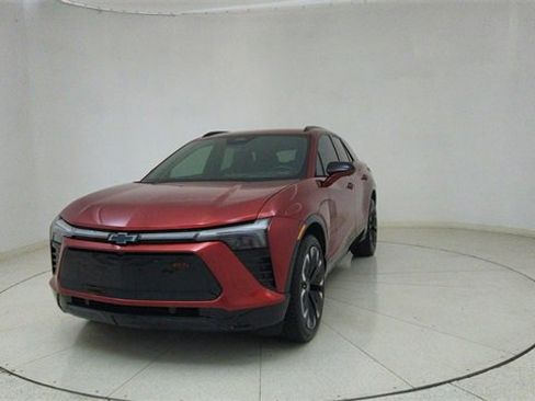 Used 2025 Chevrolet Blazer EV RS image 66