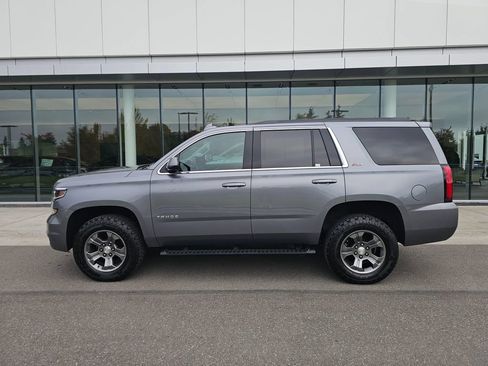 Used 2019 Chevrolet Tahoe LT w/ Off-Road Package AWD/4WD image 4