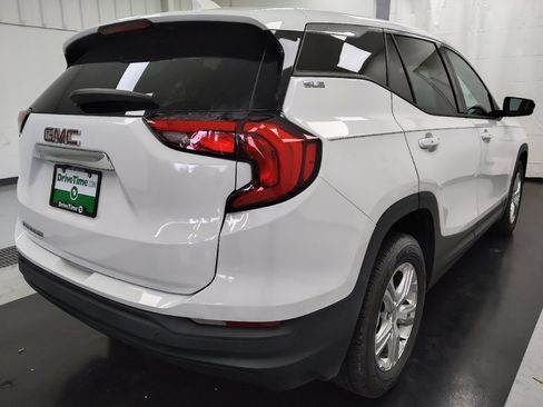 Used 2018 GMC Terrain SLE FWD image 9