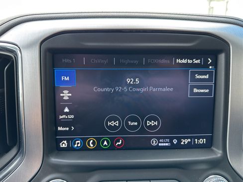 Used 2023 GMC Sierra 2500 SLT w/ SLT Premium Package image 20