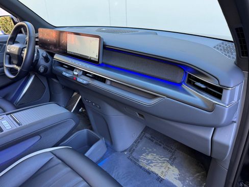 Used 2024 Kia EV9 GT-Line image 15