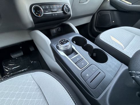 Used 2024 Ford Escape Active image 19