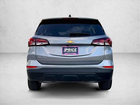 Used 2023 Chevrolet Equinox LS FWD image 4