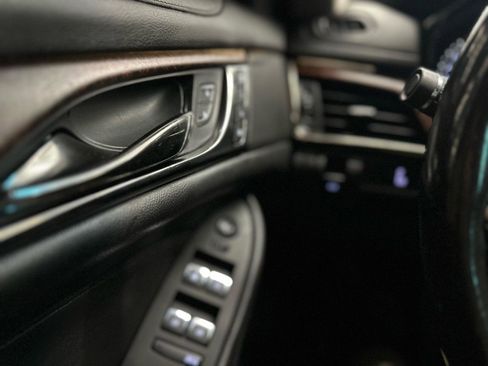 Used 2018 Cadillac CTS Luxury image 26