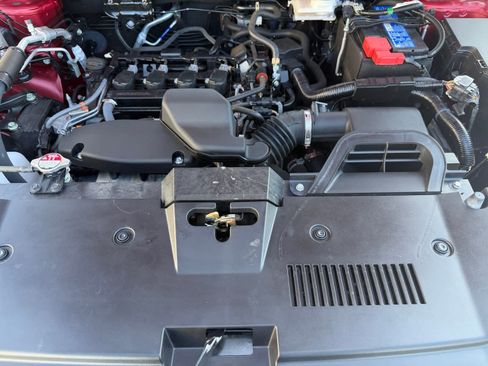 Used 2023 Honda CR-V EX image 8