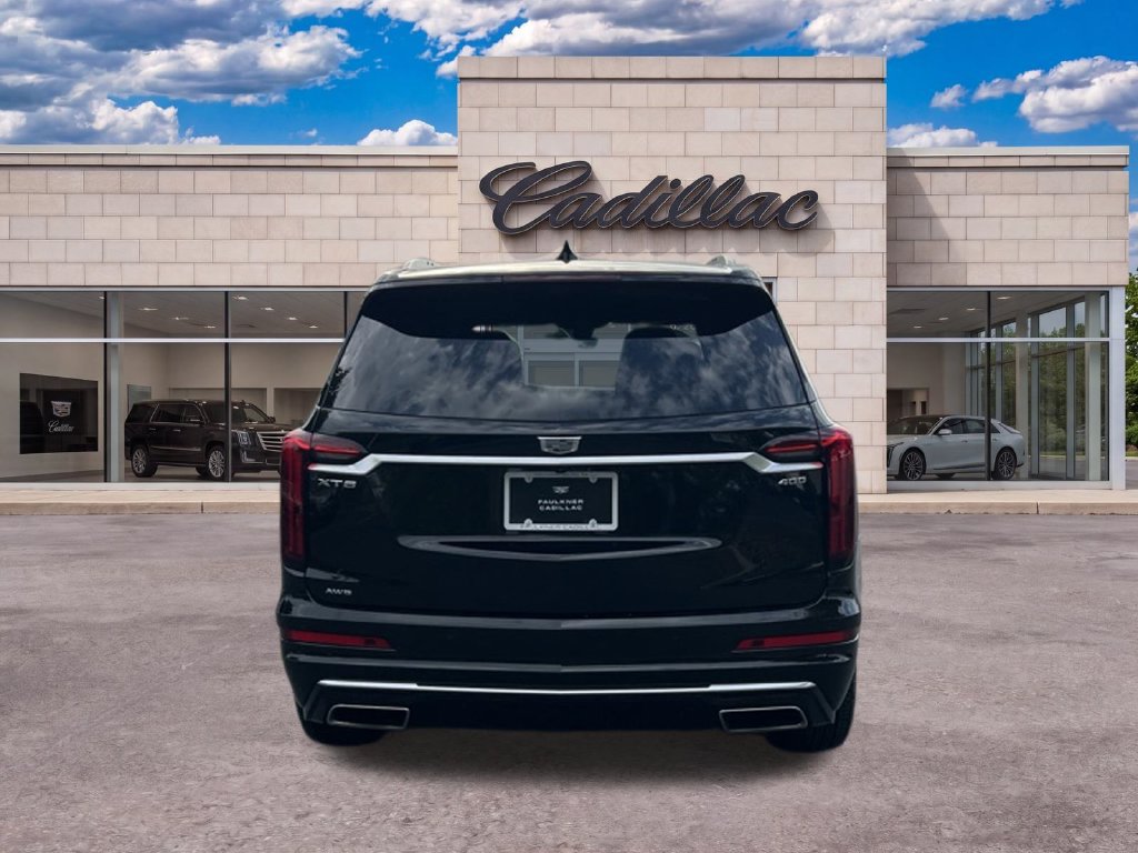 Used 2024 Cadillac XT6 Premium Luxury w/ Technology Package AWD/4WD image 7