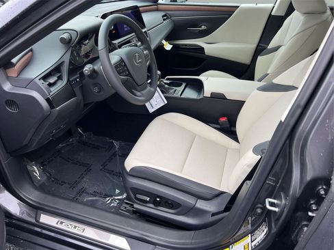 New 2025 Lexus ES 350 w/ Premium Package image 10