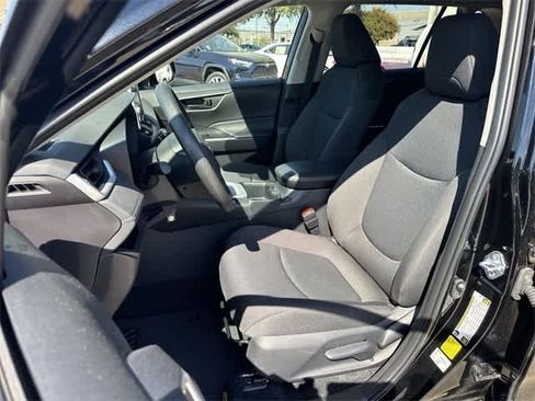 Used 2025 Toyota RAV4 LE image 12
